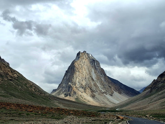 Where the Earth Touches the Sky: The Call of Zanskar